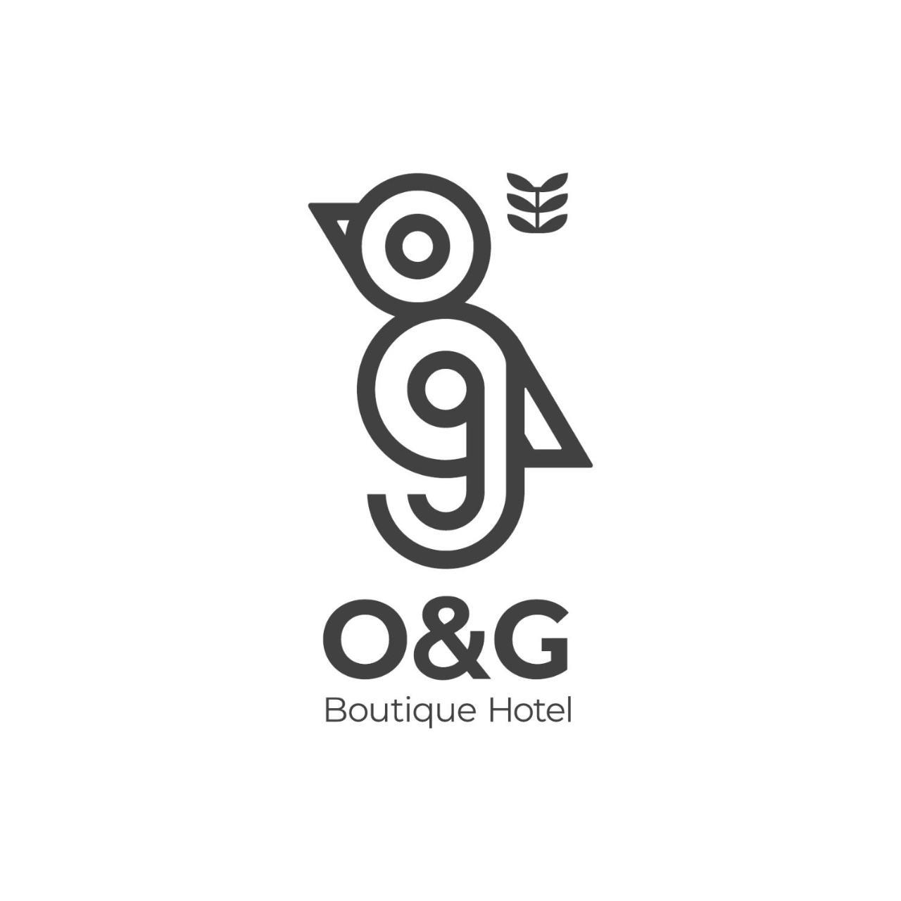 O&G Hotel Parit Buntar Buitenkant foto