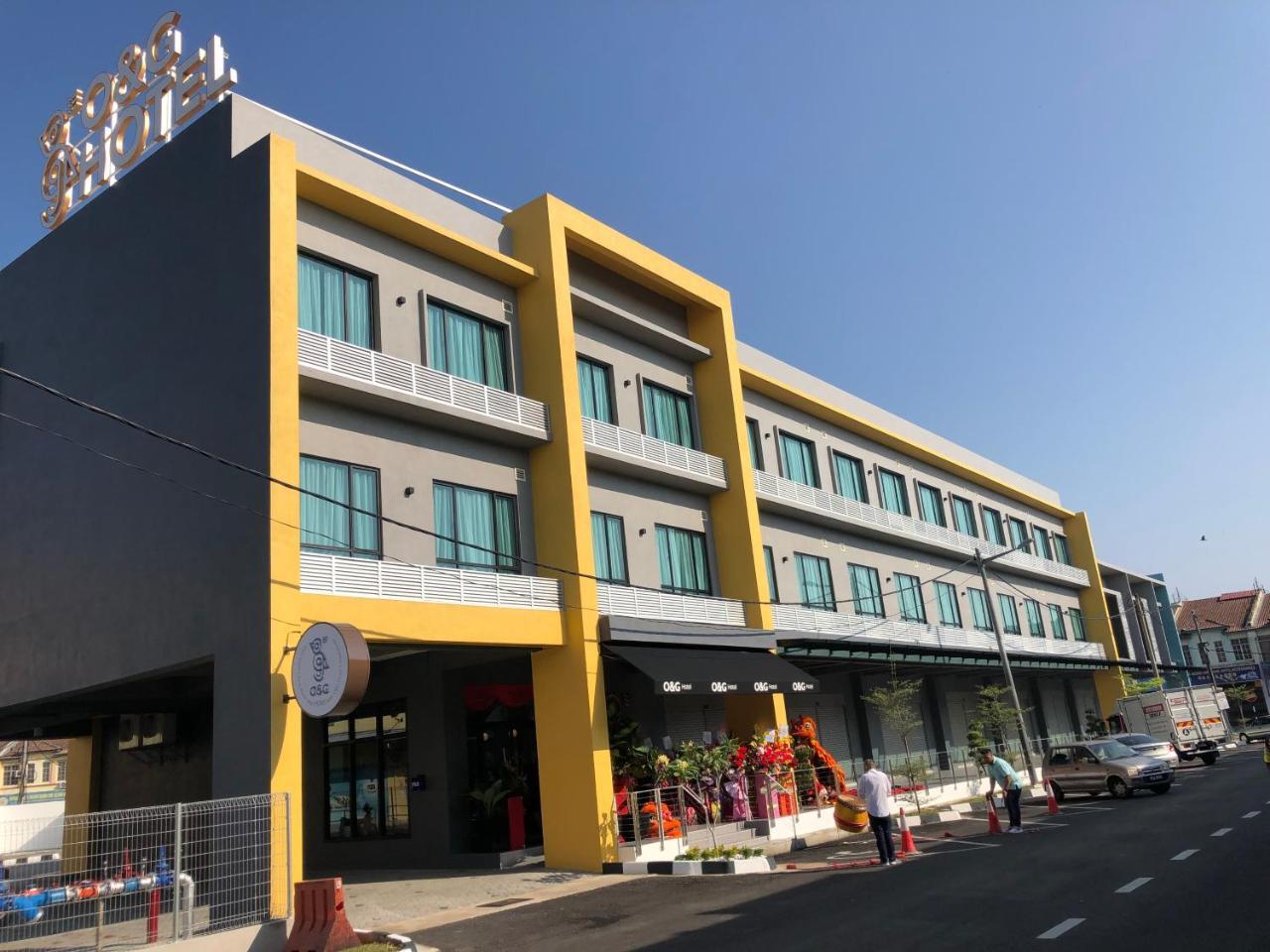 O&G Hotel Parit Buntar Buitenkant foto