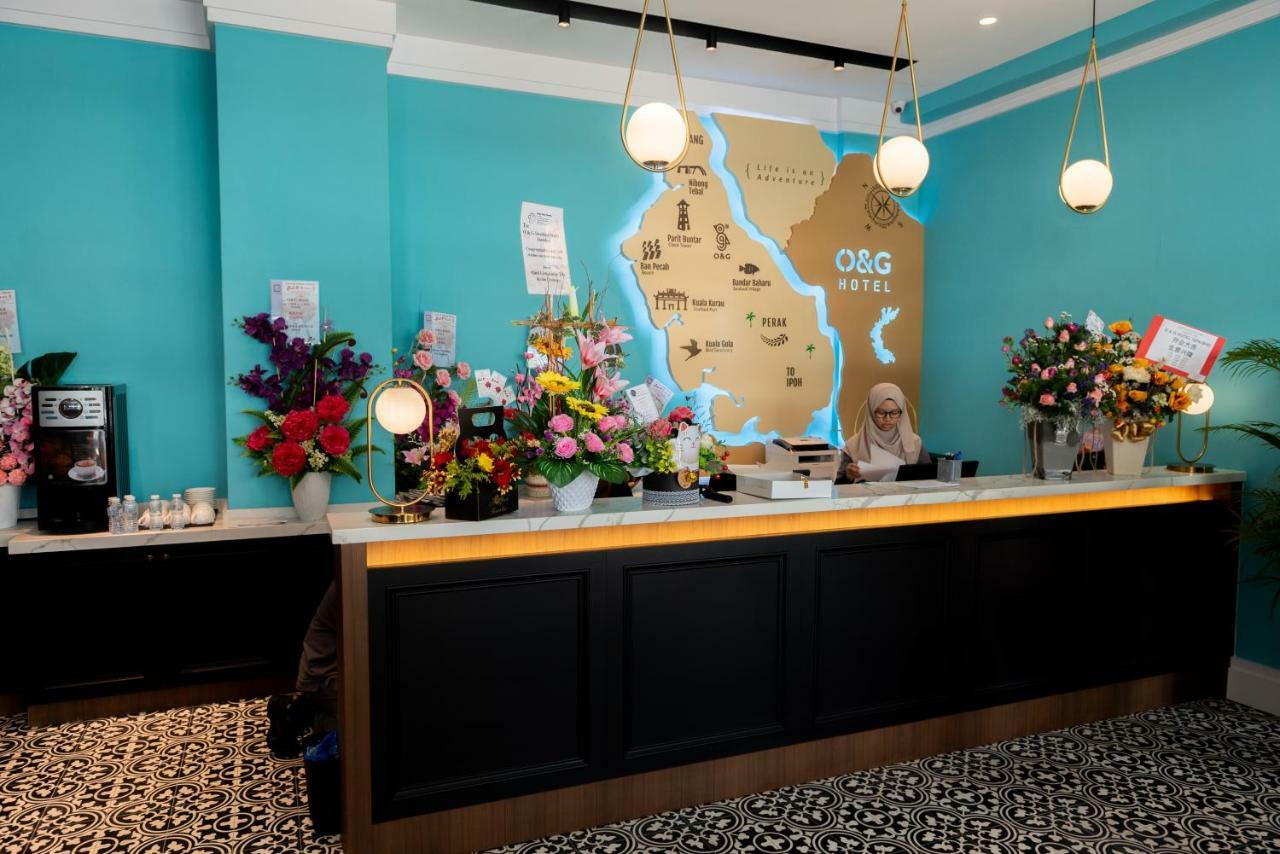 O&G Hotel Parit Buntar Buitenkant foto